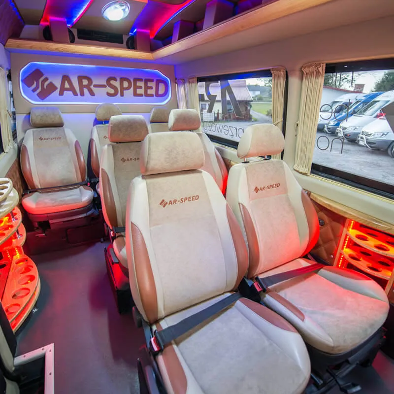 Wnętrze busa AR-SPEED, zdjęcie 09