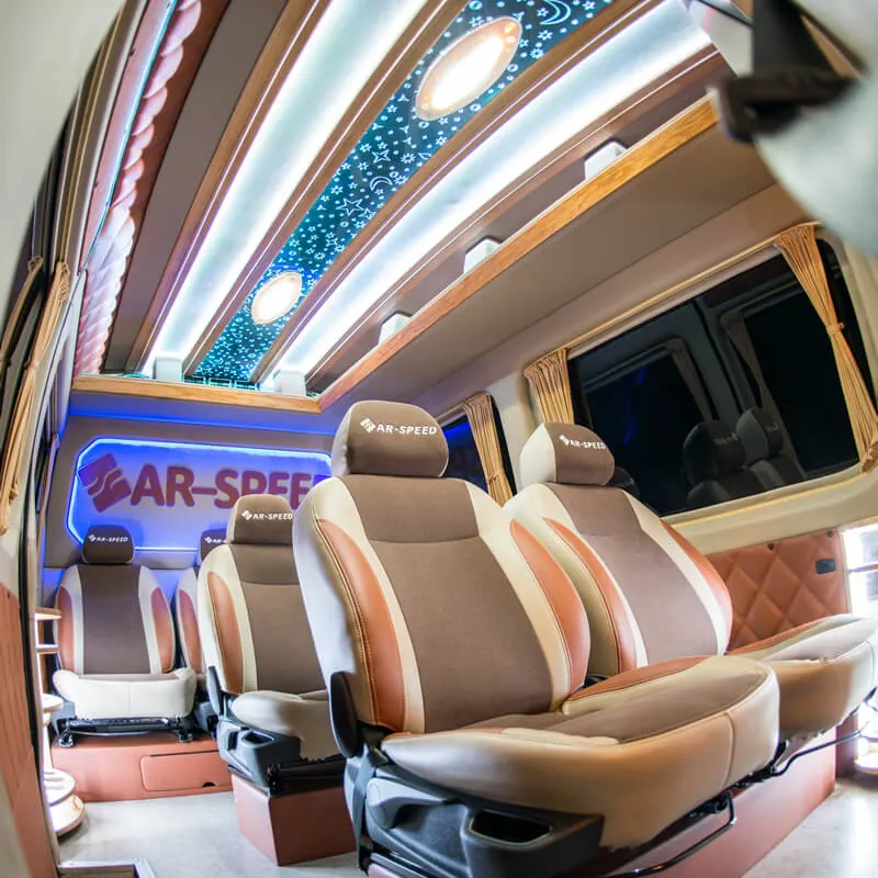 Wnętrze busa AR-SPEED, zdjęcie 11
