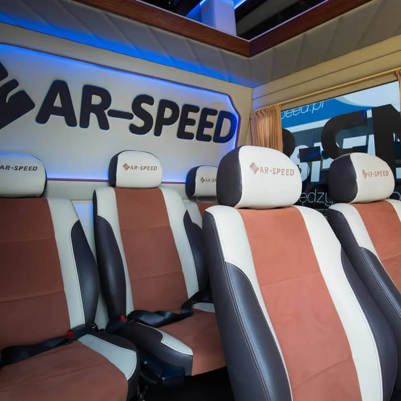 Wnętrze busa AR-SPEED, zdjęcie 12