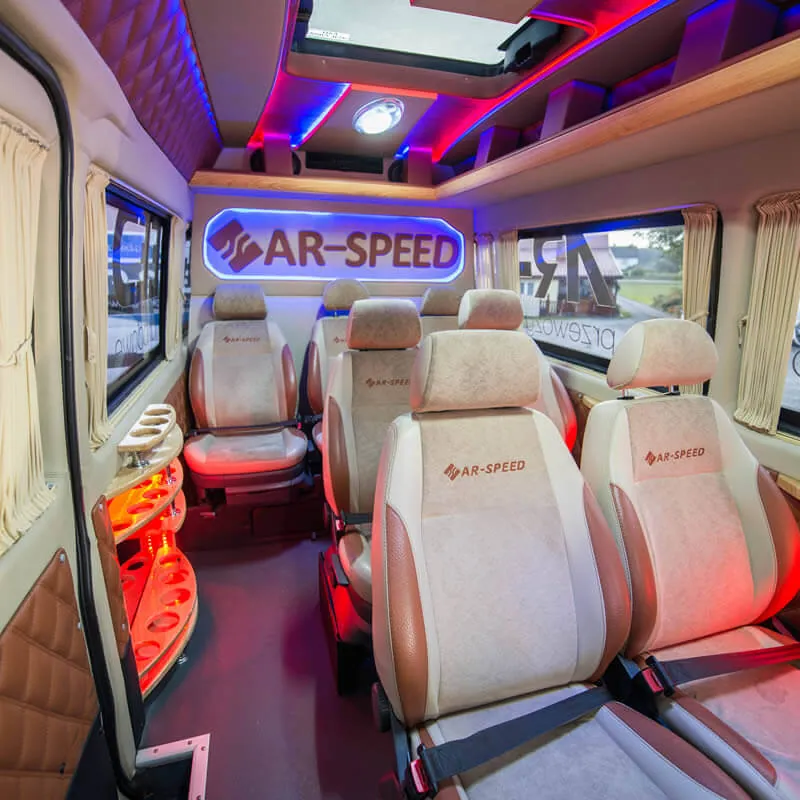 Wnętrze busa AR-SPEED, zdjęcie 18