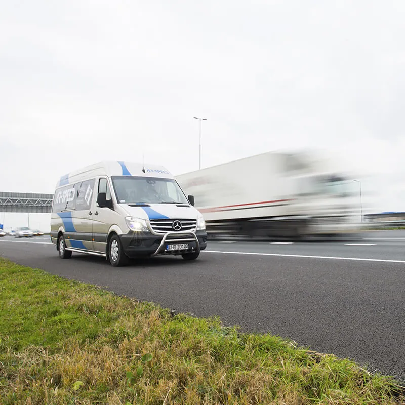 Busy AR-SPEED z zewnątrz, zdjęcie 23