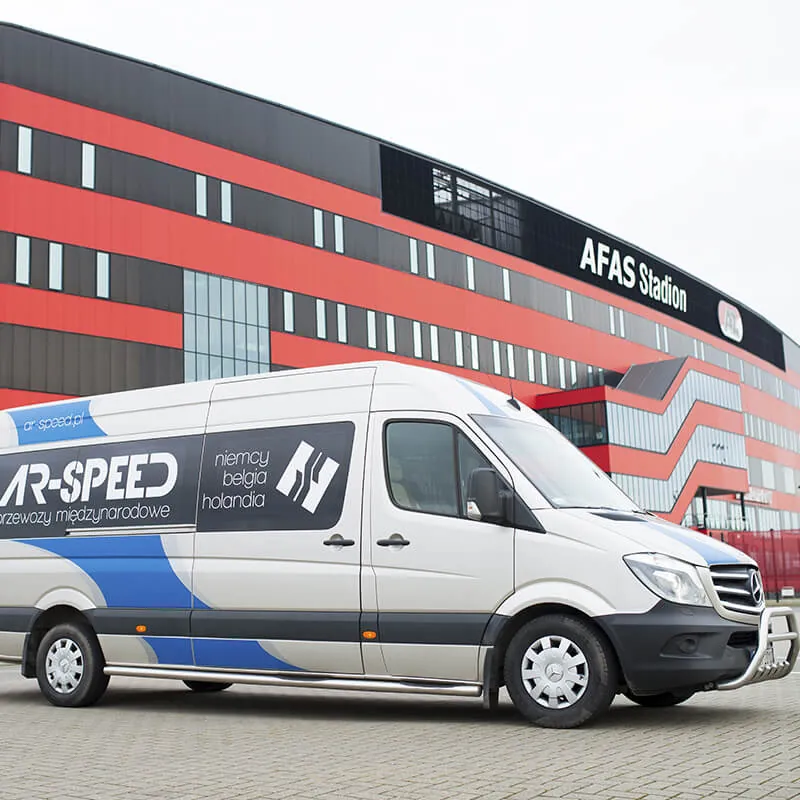 Busy AR-SPEED z zewnątrz, zdjęcie 25
